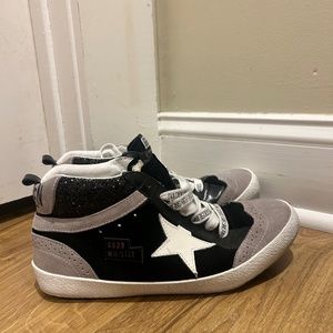 ISO Black Golden Goose Midst's